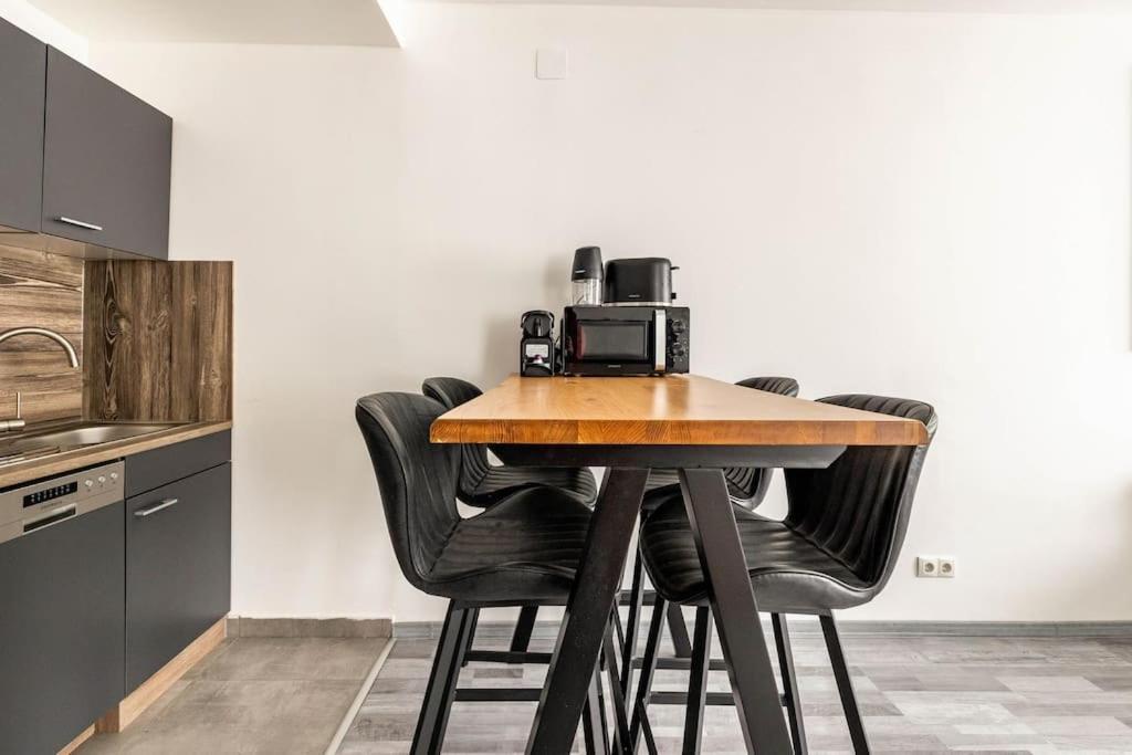 Cozy Renovated Apartment Close To Schoenbrunn Palace Виена Екстериор снимка